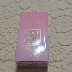 Fleur Majesté Eau de Parfum - Pink